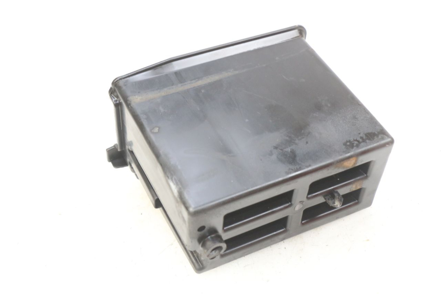 photo de VASCA BATTERIA PIAGGIO VESPA PRIMAVERA 2T 50 (2013 - 2018)