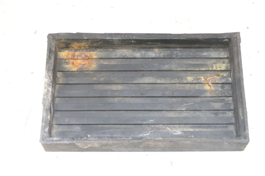 photo de PORTABATTERIA APRILIA RALLY AC 50 (1995 - 2004) - Zoom sullo stato d'uso