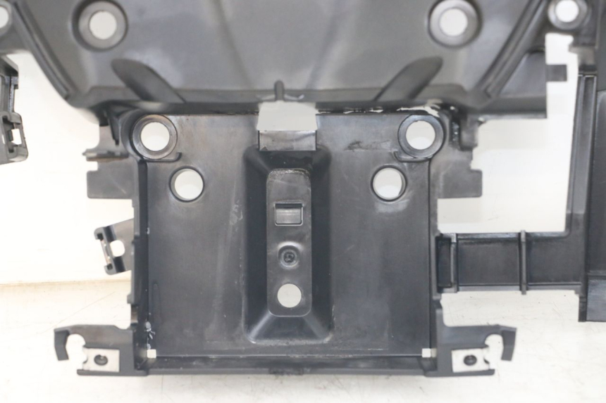 photo de VASCA PORTABATTERIA YAMAHA XMAX X-MAX ABS 125 (2017 - 2020)