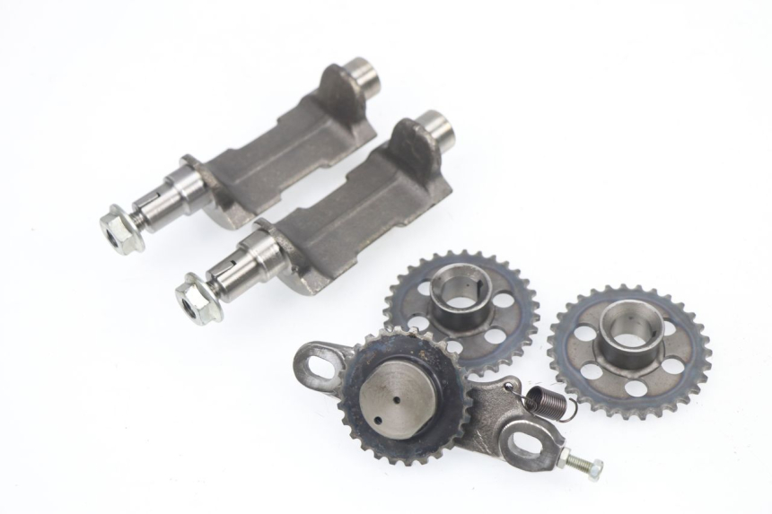 photo de Bilanciere motore SUZUKI DR DJEBEL 600 (1985 - 1990)