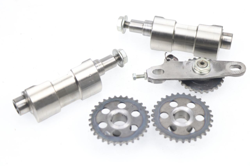 photo de Bilanciere motore SUZUKI DR DJEBEL 600 (1985 - 1990)