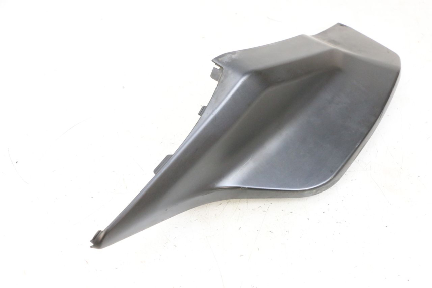 photo de SOTTOPEDANA POSTERIORE DESTRA SUZUKI BURGMAN 650 (2013 - 2020)