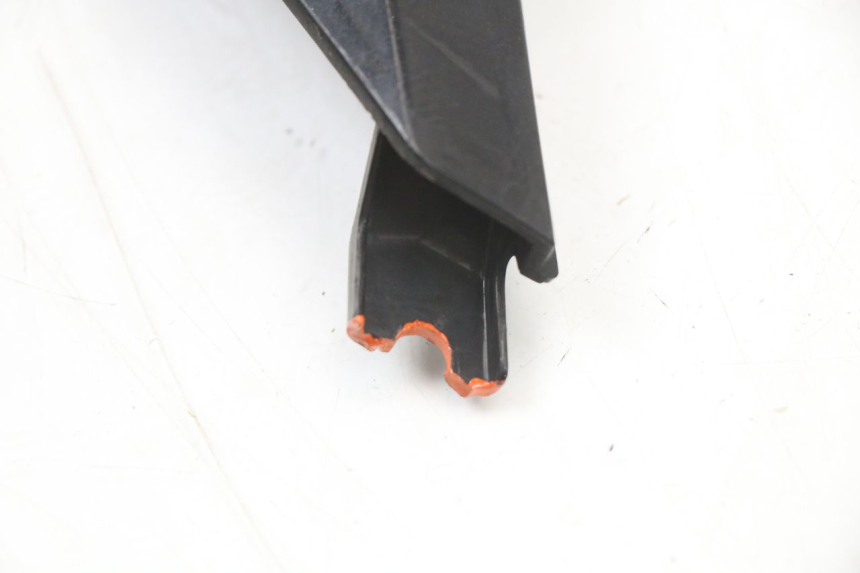 photo de SOTTOPEDANA POSTERIORE DESTRA HONDA SH ABS 125 (2012 - 2017)