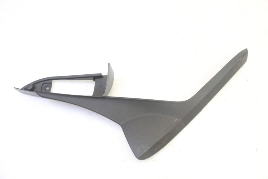 photo de SOTTOPEDANA POSTERIORE DESTRA PIAGGIO MP3 HPE 310 (2024 - 2025)