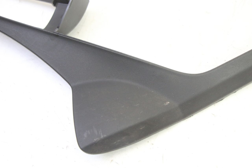photo de SOTTOPEDANA POSTERIORE DESTRA PIAGGIO MP3 HPE 310 (2024 - 2025)