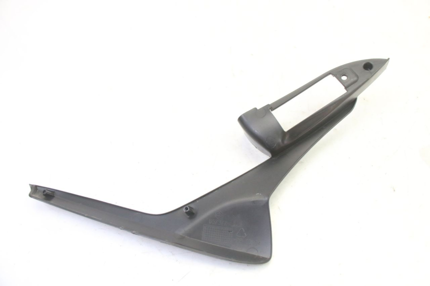 photo de SOTTOPEDANA POSTERIORE DESTRA PIAGGIO MP3 HPE 310 (2024 - 2025)