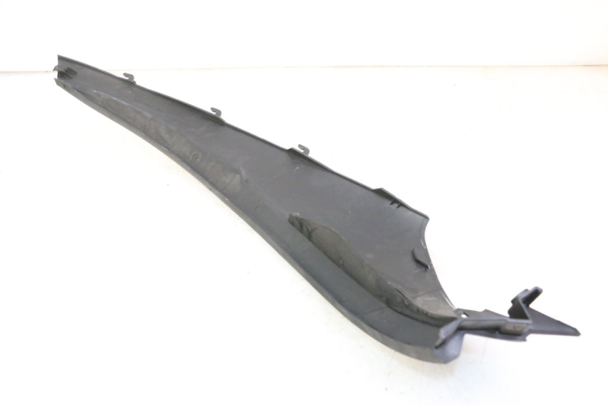 photo de SOTTOPEDANA POSTERIORE DESTRA PIAGGIO MP3 RL 250 (2007 - 2010)