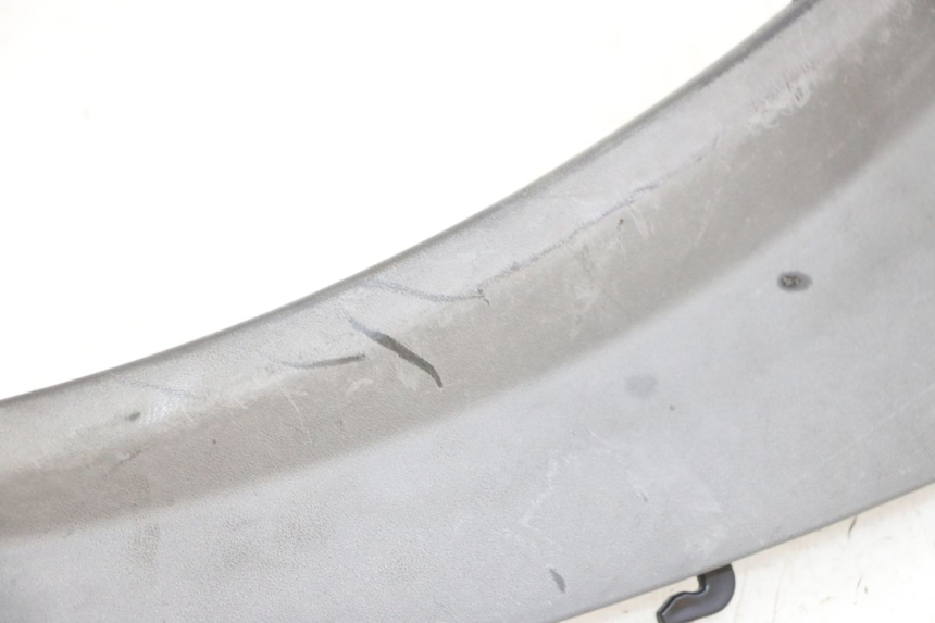 photo de SOTTOPEDANA POSTERIORE DESTRA PIAGGIO MP3 RL 250 (2007 - 2010)