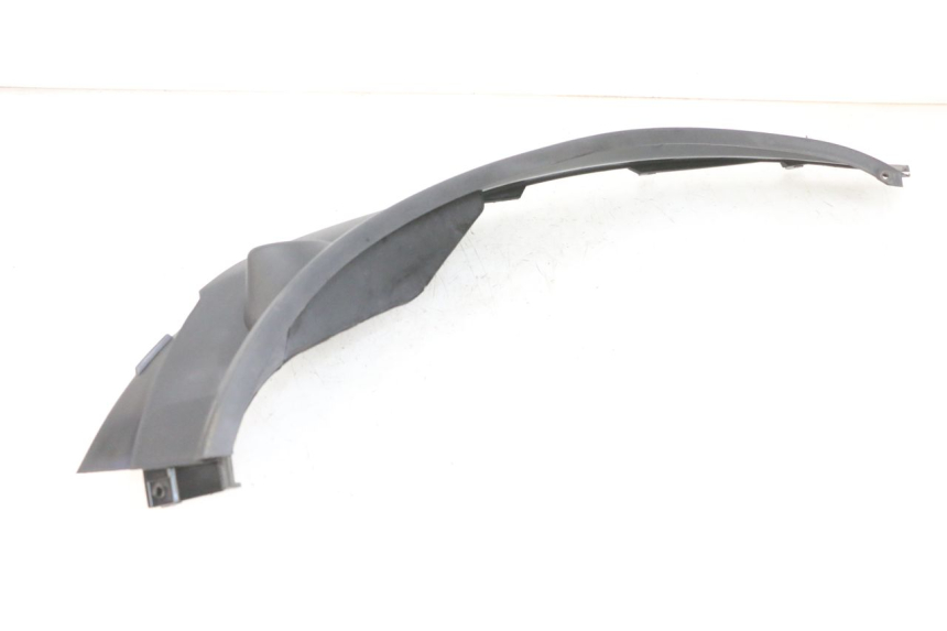 photo de SOTTOPEDANA POSTERIORE DESTRA PIAGGIO MP3 RL 250 (2007 - 2010) - Primo piano tecnico