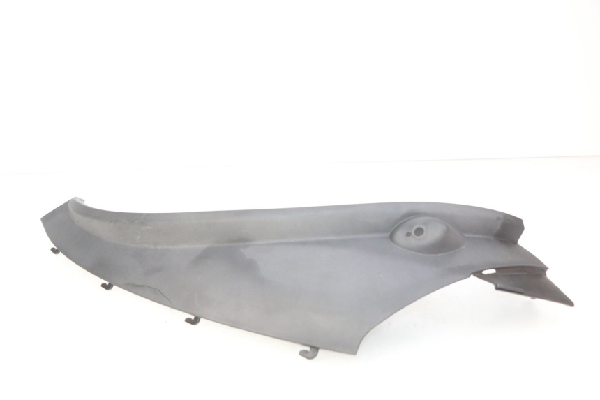 photo de BASSO DELLA SCATOLA POSTERIORE DESTRA PIAGGIO MP3 500 (2011 - 2015)