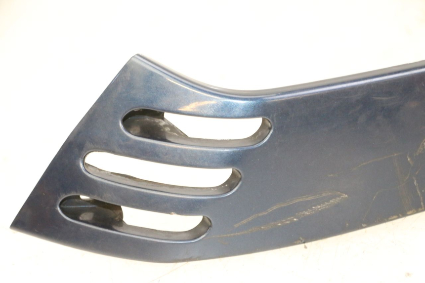 photo de SOTTOPEDANA POSTERIORE DESTRA PIAGGIO VESPA LX 150 (2005 - 2013)