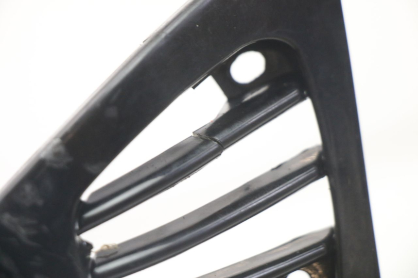 photo de BASSO DELLA SCATOLA POSTERIORE DESTRA PIAGGIO VESPA LX 2T 50 (2005 - 2013)