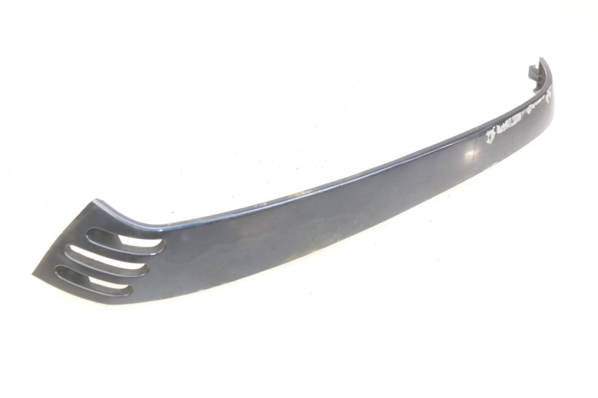 photo de BASSO DELLA SCATOLA POSTERIORE DESTRA PIAGGIO VESPA LXV 125 (2006 - 2009)