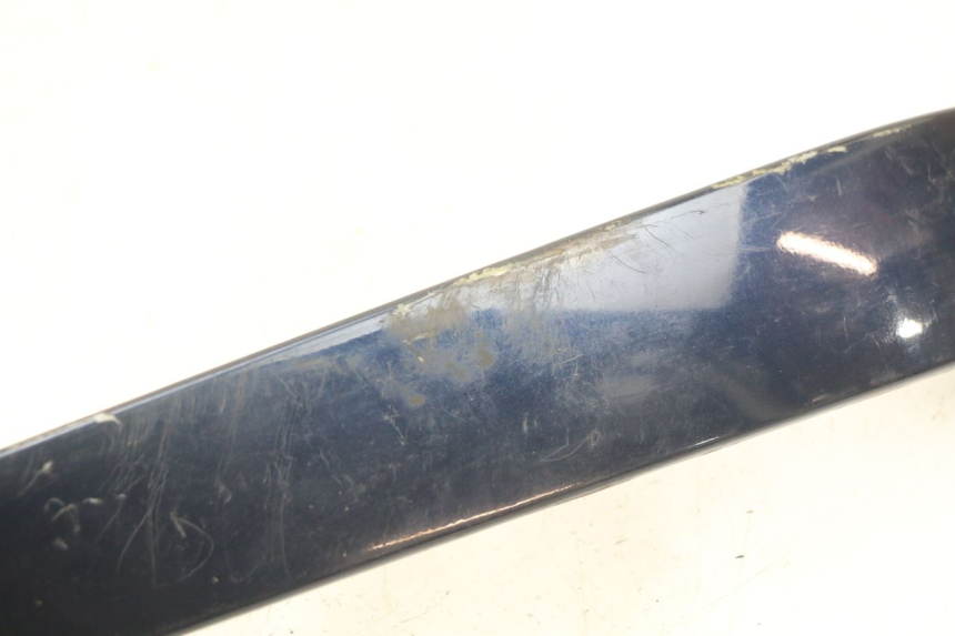 photo de BASSO DELLA SCATOLA POSTERIORE DESTRA PIAGGIO VESPA LXV 125 (2006 - 2009)
