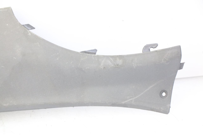 photo de BASSO DELLA SCATOLA POSTERIORE DESTRA PIAGGIO X9 EVOLUTION 500 (2003 - 2005)