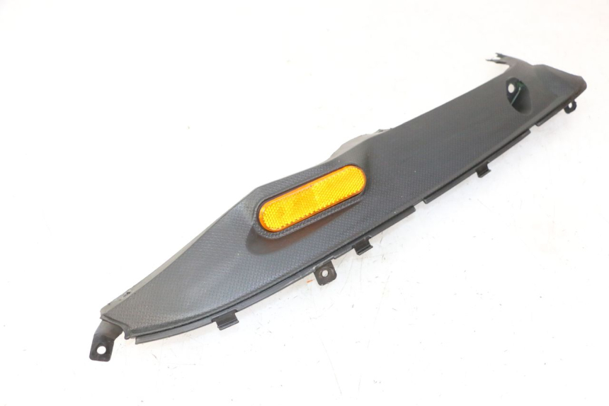 photo de BASSO DELLA SCATOLA POSTERIORE DESTRA GILERA RUNNER SP 50 (2009 - 2017)