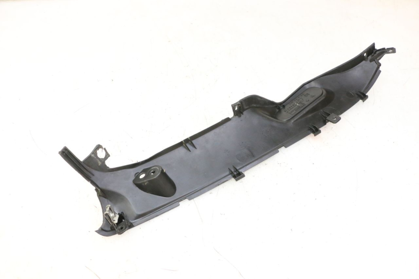 photo de BASSO DELLA SCATOLA POSTERIORE DESTRA GILERA RUNNER SP 50 (2009 - 2017)