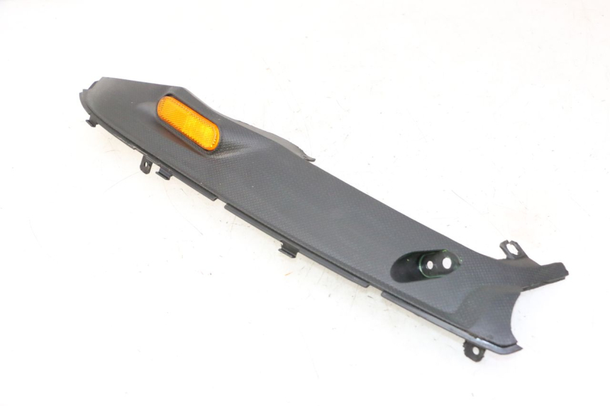 photo de BASSO DELLA SCATOLA POSTERIORE DESTRA GILERA RUNNER SP 50 (2009 - 2017)