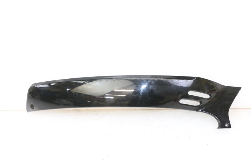 photo de SOTTOPEDANA POSTERIORE DESTRA PIAGGIO VESPA GRANTURISMO 200 (2004 - 2005)