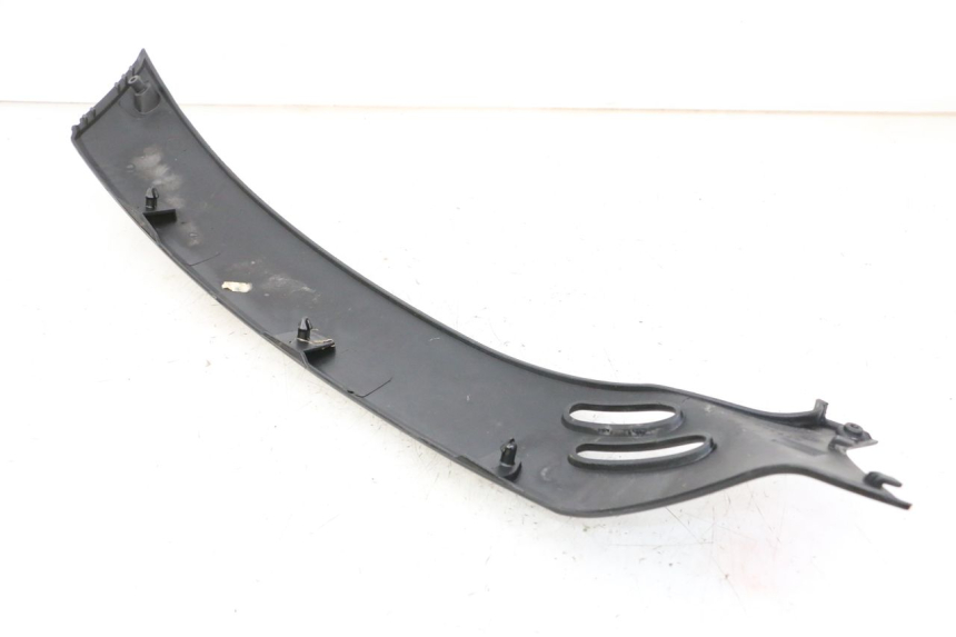 photo de SOTTOPEDANA POSTERIORE DESTRA PIAGGIO VESPA GRANTURISMO 200 (2004 - 2005)