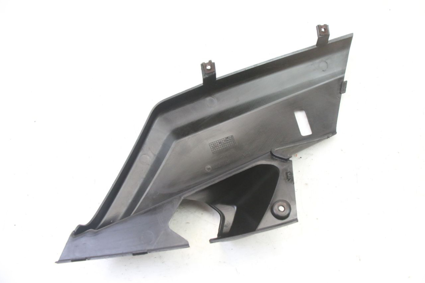 photo de SOTTOPEDANA POSTERIORE DESTRA YAMAHA XMAX X-MAX 125 (2006 - 2009)