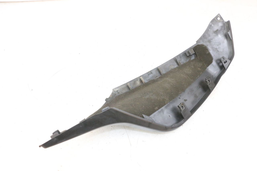 photo de SOTTOPEDANA POSTERIORE SINISTRA SUZUKI BURGMAN 650 (2013 - 2020)