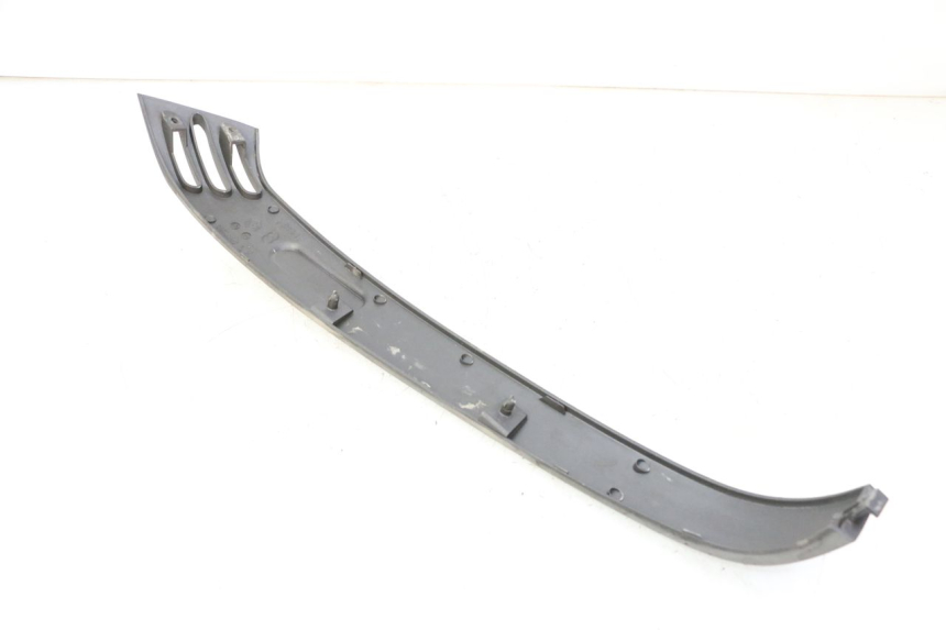 photo de SOTTOPEDANA POSTERIORE SINISTRA PIAGGIO LXV 4T 50 (2009 - 2013)