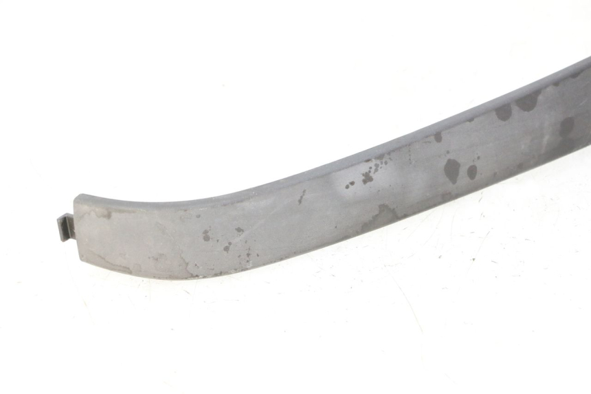 photo de SOTTOPEDANA POSTERIORE SINISTRA PIAGGIO LXV 4T 50 (2009 - 2013)