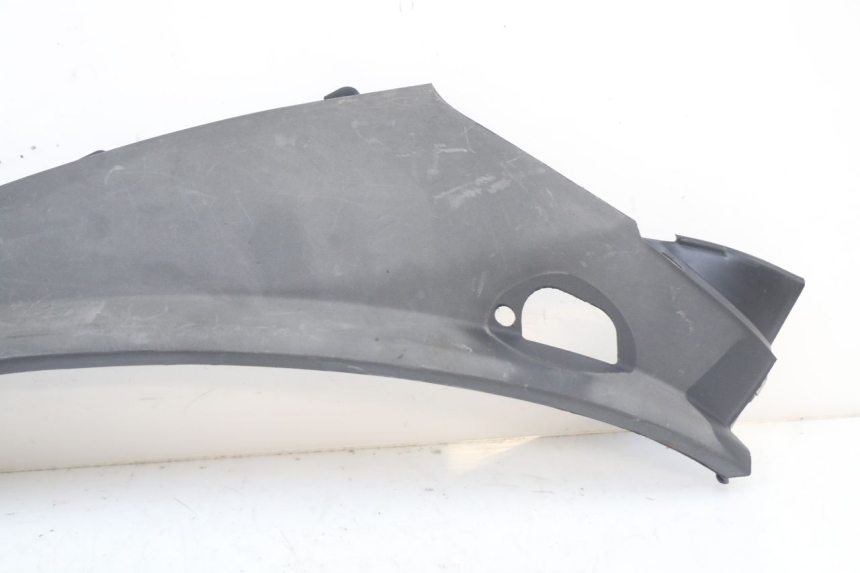 photo de BASSO SCUDO POSTERIORE SINISTRO PIAGGIO MP3 LT 400 (2007 - 2012)