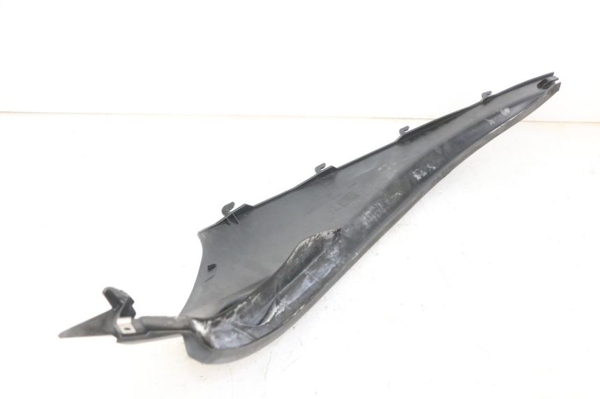 photo de BASAMENTO POSTERIORE SINISTRO PIAGGIO MP3 LT 300 (2010 - 2016)