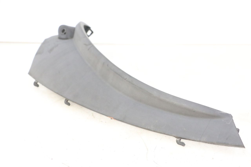 photo de SOTTOPEDANA POSTERIORE SINISTRA PIAGGIO MP3 RL 250 (2007 - 2010)
