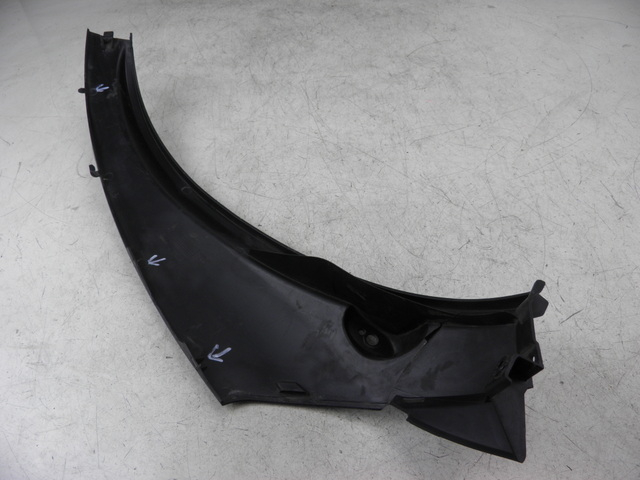 photo de BASAMENTO POSTERIORE SINISTRO PIAGGIO MP3 LT 300 (2010 - 2016)