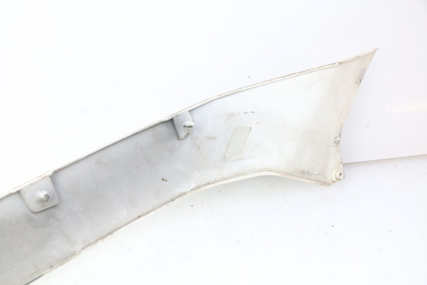 photo de BASSO DELLA SCATOLA POSTERIORE SINISTRA PIAGGIO VESPA GTS IGET ABS 125 (2017 - 2023)