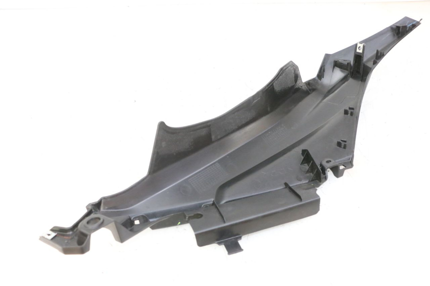 photo de SOTTOPEDANA POSTERIORE SINISTRA YAMAHA XMAX X-MAX 125 (2021 - 2025)