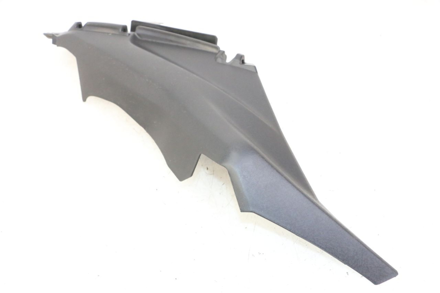 photo de SOTTOPEDANA POSTERIORE SINISTRA YAMAHA XMAX X-MAX 125 (2021 - 2025)