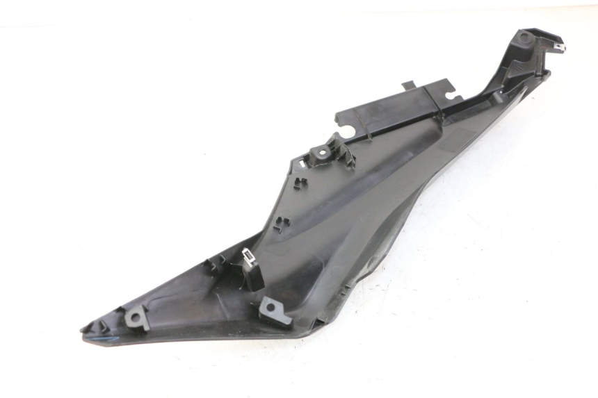 photo de SOTTOPEDANA POSTERIORE SINISTRA YAMAHA XMAX X-MAX 125 (2021 - 2025)