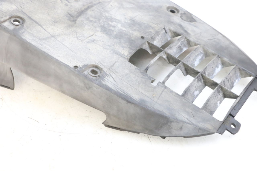 photo de FIANCHETTI INFERIORE SUZUKI BURGMAN 125 (2007 - 2014) - Stato della superficie e materiale