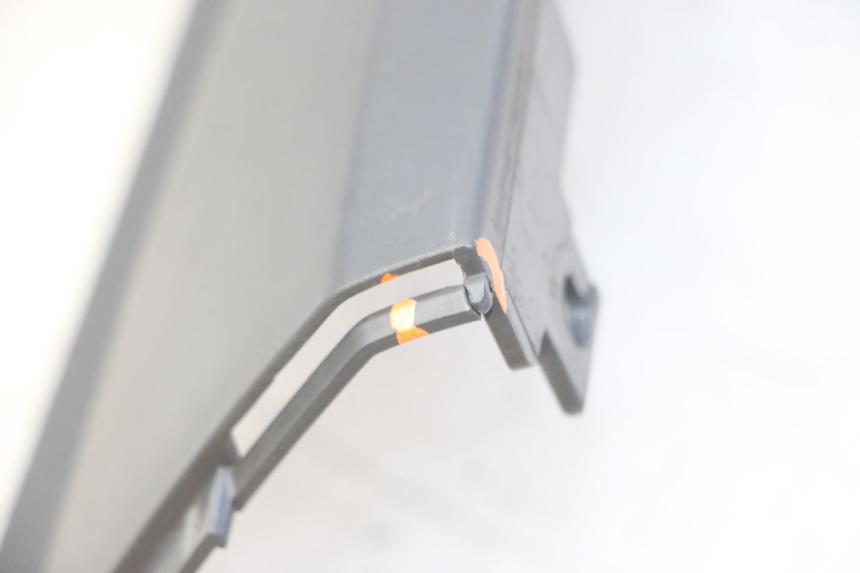 photo de SOTTOPEDANA DESTRA SUZUKI BURGMAN 125 (2007 - 2014)