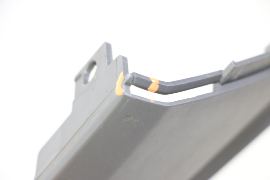 photo de SOTTOPEDANA DESTRA SUZUKI BURGMAN 125 (2007 - 2014)