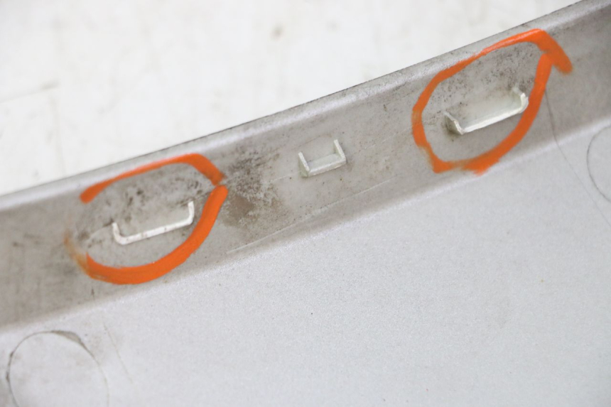 photo de BASSO DELLA SCATOLA DESTRA PEUGEOT CITYSTAR 50 (2013 - 2017)