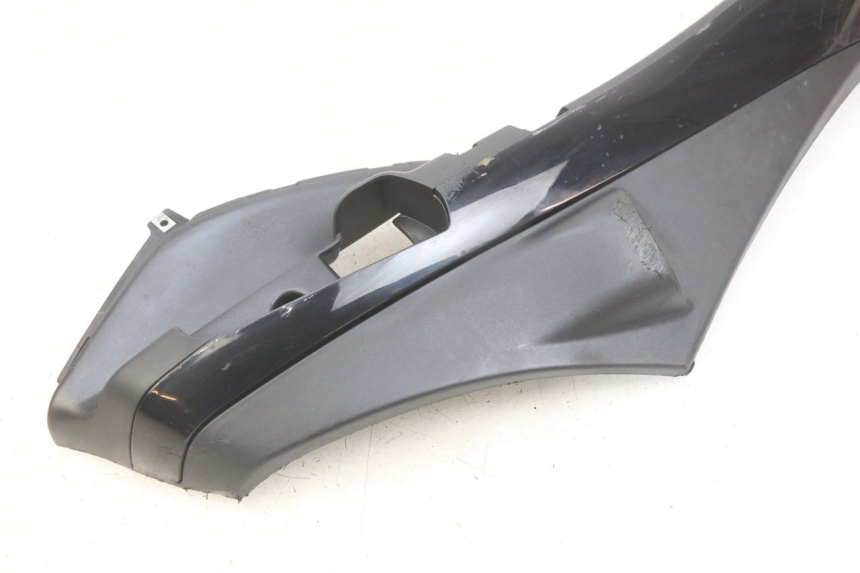 photo de BASSO DELLA SCATOLA DESTRA PIAGGIO FLY 4T 50 (2013 - 2017)