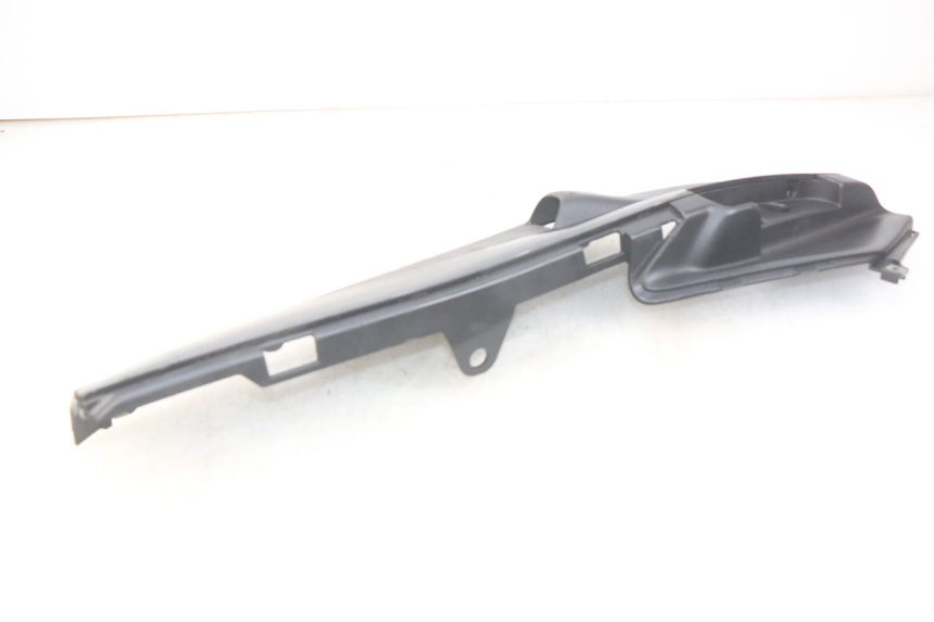 photo de BASSO DELLA SCATOLA DESTRA PIAGGIO FLY 4T 50 (2013 - 2017)