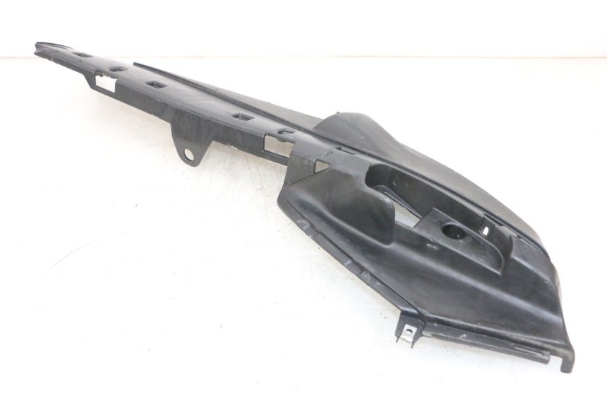 photo de BASSO DELLA SCATOLA DESTRA PIAGGIO FLY 4T 50 (2013 - 2017) - Altra vista dell'articolo