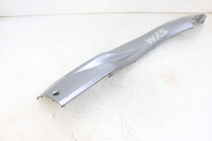 photo de SOTTOPEDANA DESTRA SYM GTS EVO 125 (2009 - 2013) - Altra vista dell'articolo