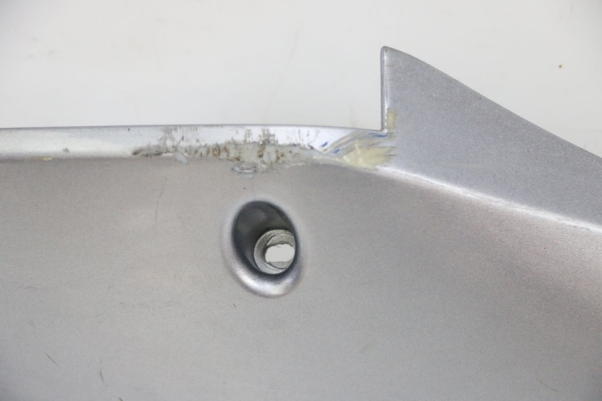 photo de SOTTOPEDANA DESTRA SYM GTS EVO 125 (2009 - 2013) - Focus sulla struttura