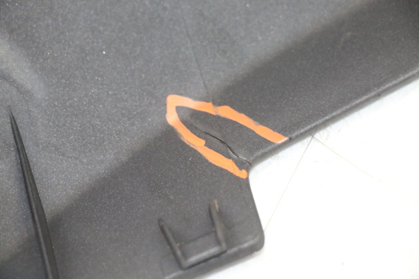 photo de SOTTOPEDANA DESTRA HONDA PCX (JF57/JF64) 125 (2014 - 2018)
