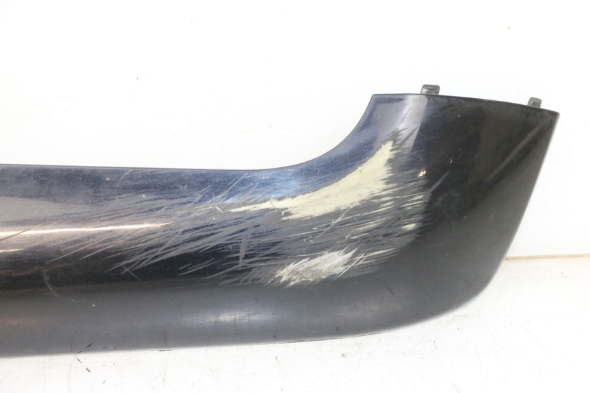 photo de BASSO DELLA SCATOLA DESTRA KYMCO LIKE 125 (2009 - 2016) - Zoom sui componenti