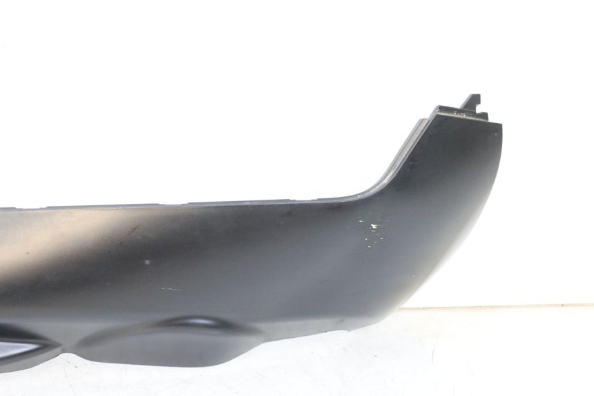 photo de SOTTOPEDANA DESTRA PIAGGIO MP3 HPE 350 (2018 - 2020) - Caratteristiche distintive