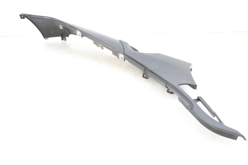 photo de SOTTOPEDANA DESTRA PIAGGIO MP3 HPE 350 (2018 - 2020) - Primo piano tecnico