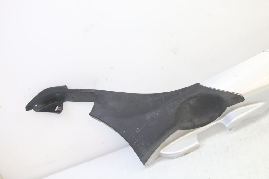 photo de BASSO DELLA SCATOLA DESTRA PIAGGIO MP3 500 (2014 - 2016)